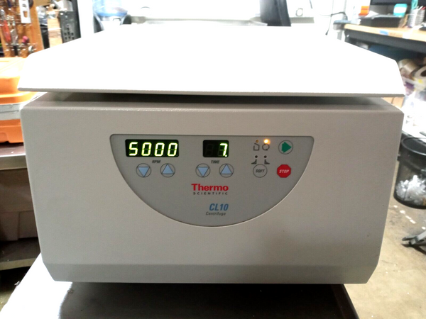 Thermo Fisher Scientific CL10 bench model Centrifuge and Rotor