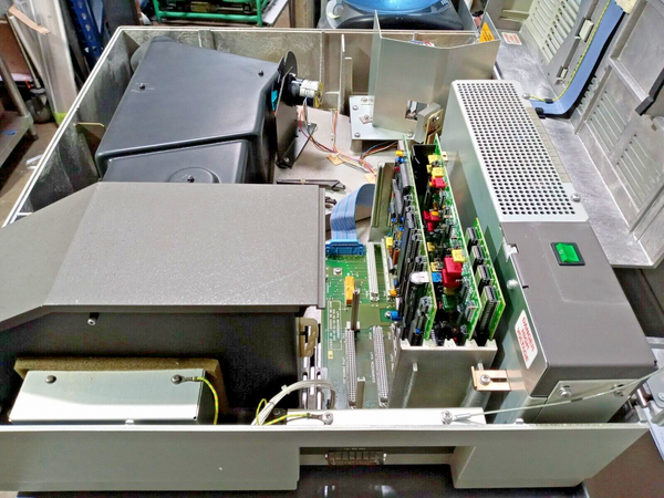 Perkin Elmer UV-VIS Spectrometer Lambda 2