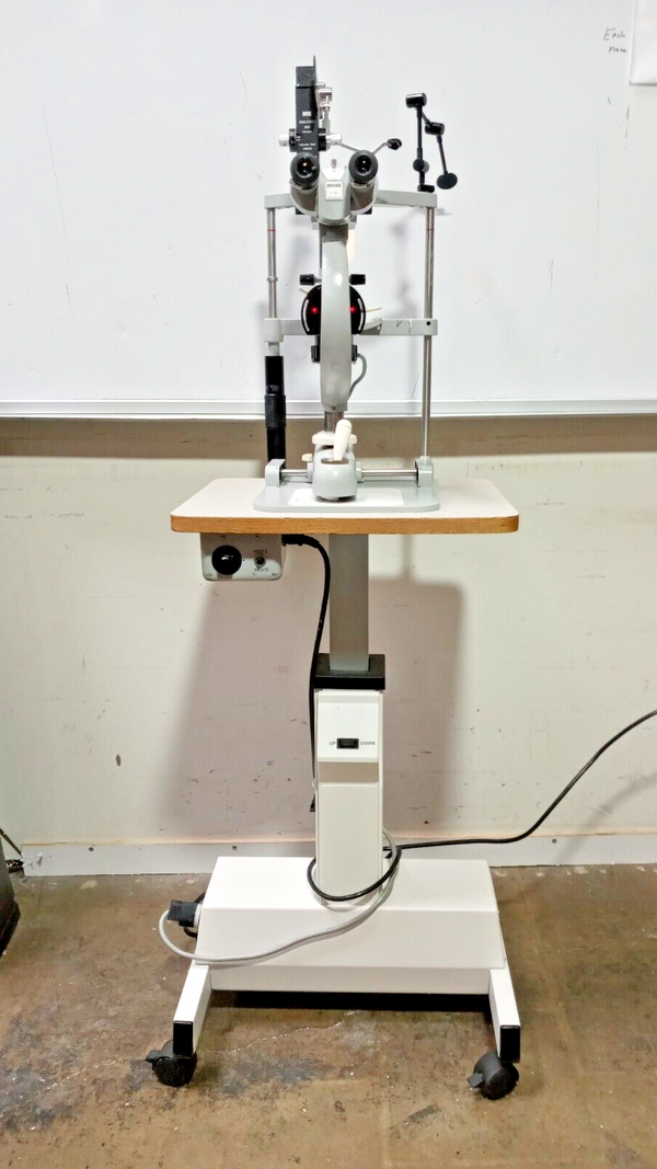 Carl Zeiss F125 Slit Lamp w/HAAG Streit Tonometer and Power Table