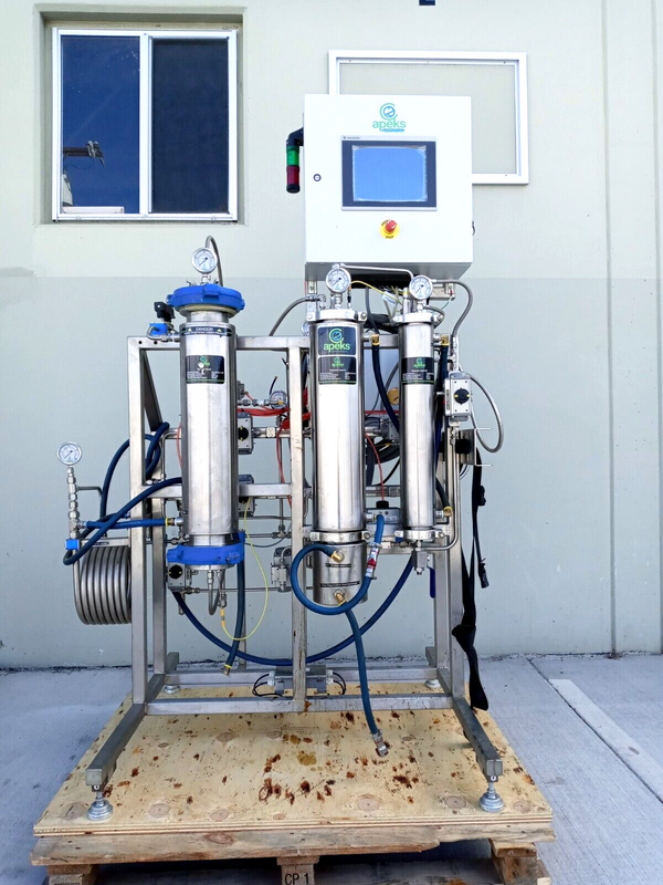 Apeks Bambino i2000-5LD CO2 Botanical Oil Extraction System