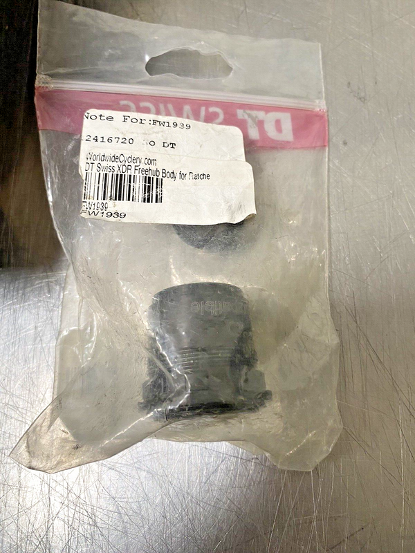 3721676