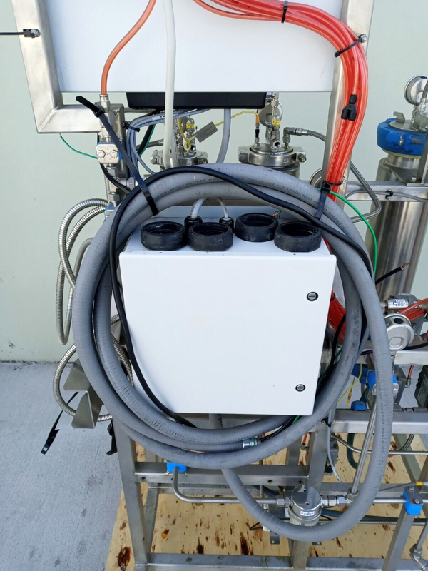 Apeks Bambino i2000-5LD CO2 Botanical Oil Extraction System