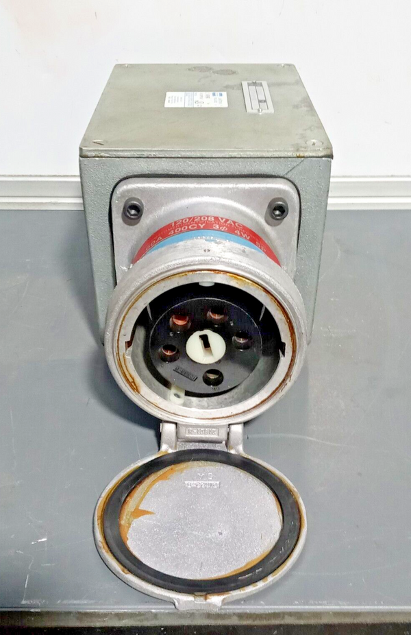 Crouse-Hinds Junction Box WAB100606 Rainproof Dead Front Interlocking SRG652 BW