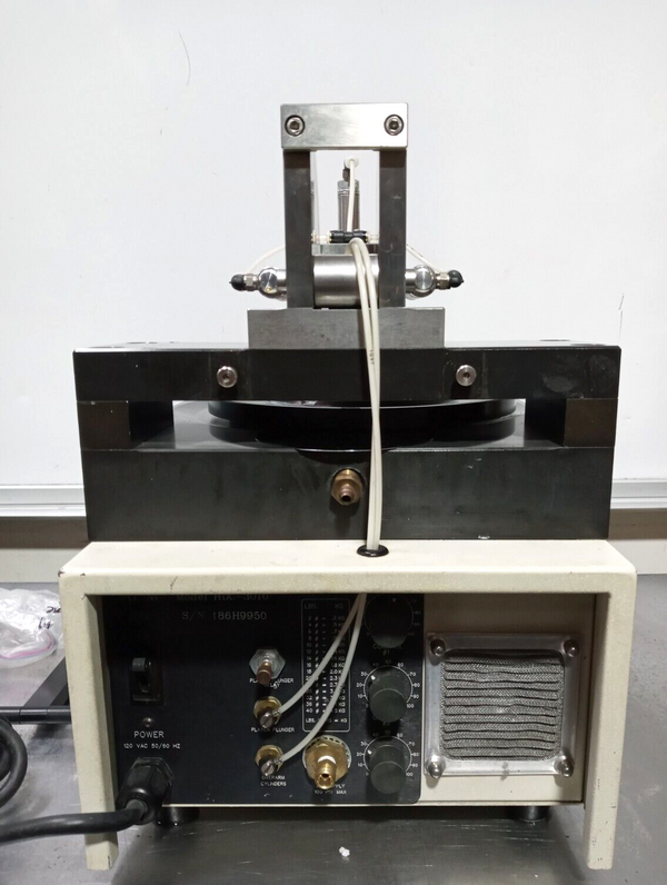 Domaille APM Model HDC-3010 Fiber Optic Polishing Machine 120VAC 50-60Hz