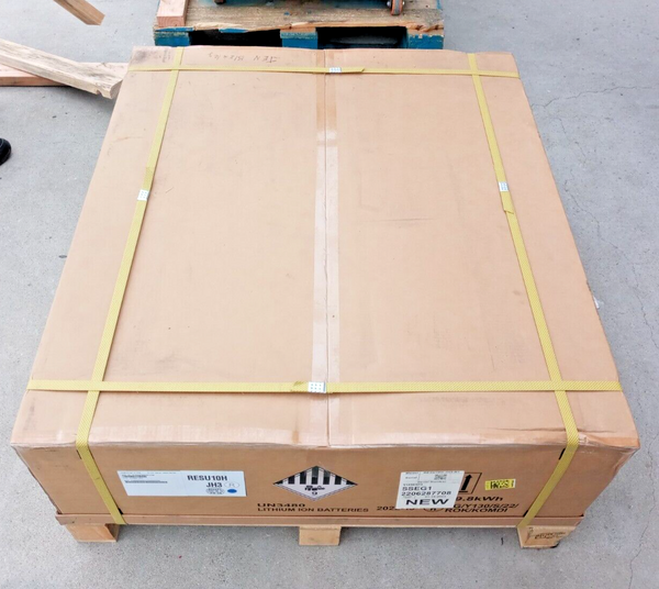 LG Chem RESU10H Gen2 JH3, 9.8 kWh Lithium Ion Battery