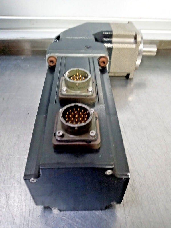 Control Techniques MHM-316-CONS-0000 Servo Motor w/Apex ABR090-S1-P2 Gearbox