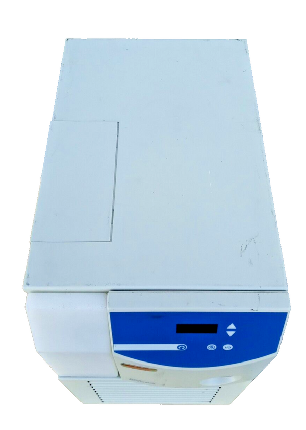 Thermo Scientific Neslab Merlin M25 Circulating Chiller 115V, 60Hz, 9.8A, 1Ph
