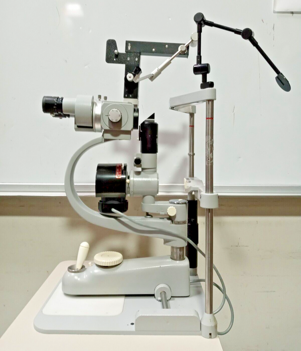 Carl Zeiss F125 Slit Lamp w/HAAG Streit Tonometer and Power Table
